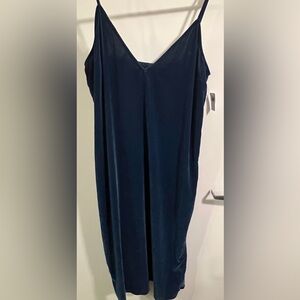 NWT Old Navy velvet midi slip dress. Size XL